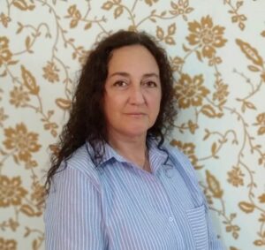 1045 Alejandra Boero Quiropractica 300x283