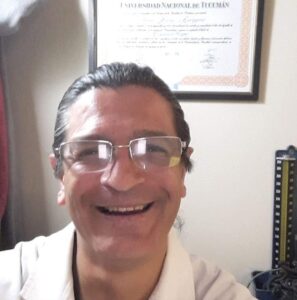 Jorque Mena Almeida quiropractico 297x300